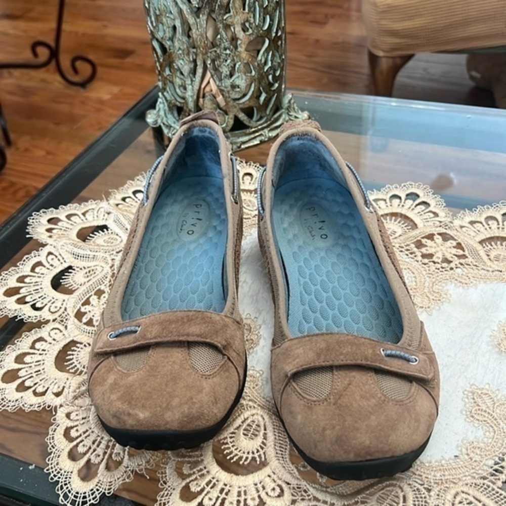 Pr!vo by Clarks Women's Brown Suede Polar Lake Blue Slip-On Flat Mary Jane size8